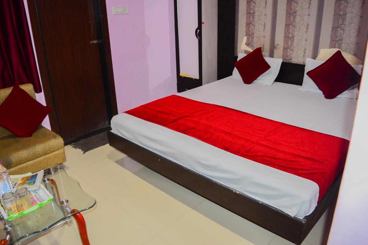 Hotel Royal Palace - 150 Meters From Mahakal Temple Ujaim Exterior foto